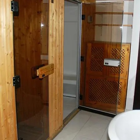 Apart-hotel 3hb Golden