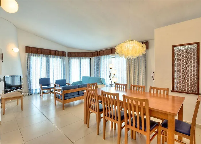 3hb Golden Ξενοδοχείο με διαμερίσματα 3*